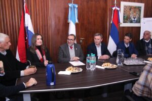 Misiones y Paraguay impulsan una agenda de integración con foco en el comercio y el tránsito fronterizo