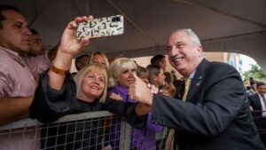 Passalacqua, el gobernador que no se desgasta en la gestión